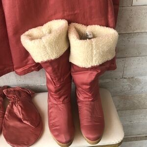 Linda Lundstrom 6-piece LaParka ensemble boots mitts parka
